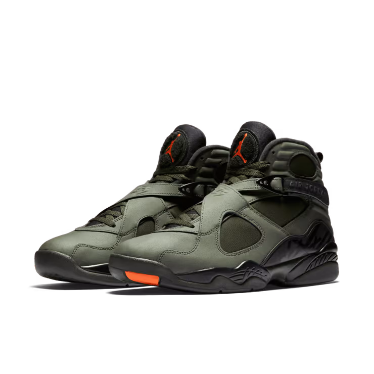 Jordan 8 Undefeated — Vista 4