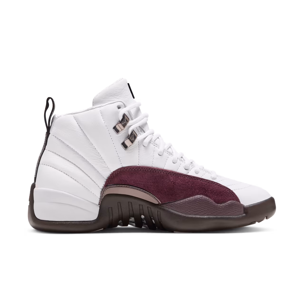 A Ma Mani Re X Jordan 12 'White' — Vista 3