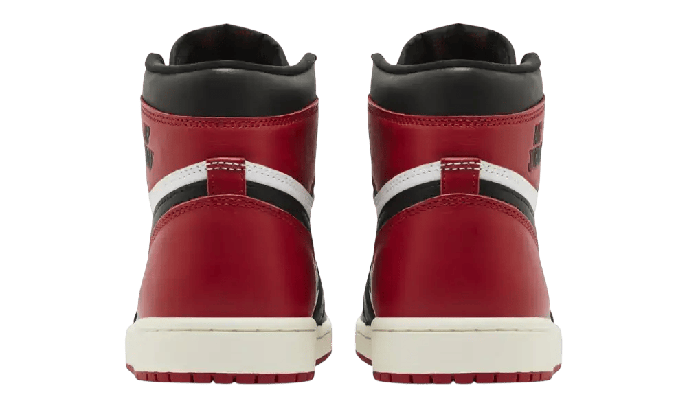 Jordan 1 Retro High 'Black Toe' — Vista 4