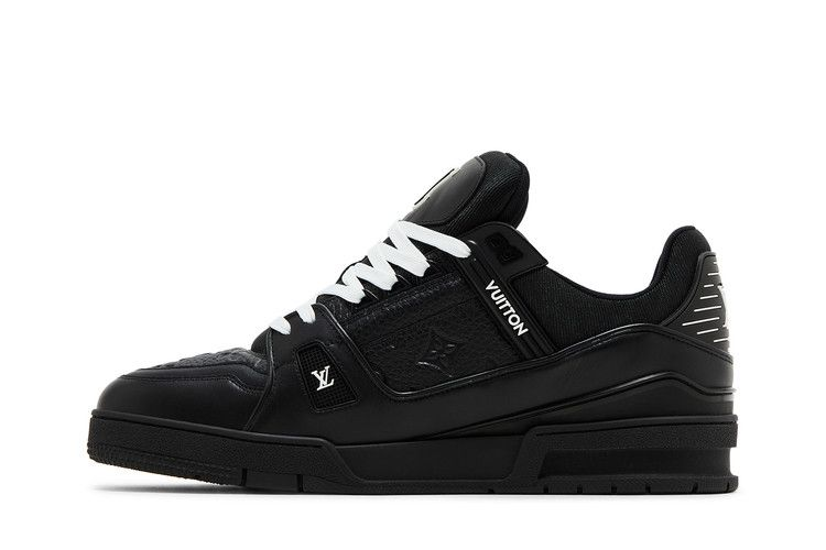 Lv Trainer Embossed Monogram Black — Vista 4