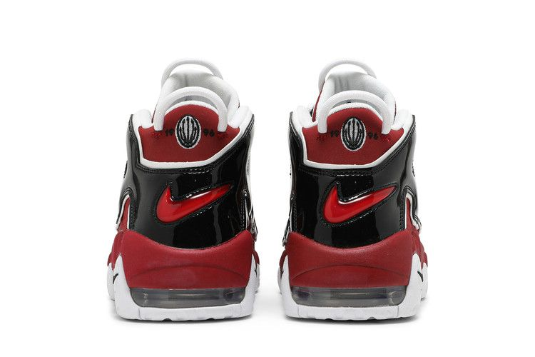 Nike Air More Uptempo Bulls 2021 — Vista 7