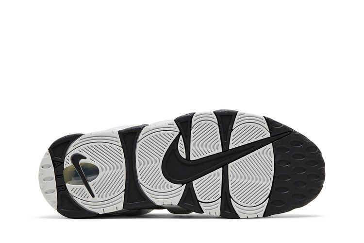 Nike Air More Uptempo Low Black Photon Dust — Vista 5