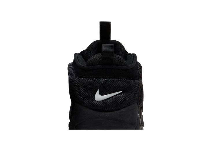 Nike Air More Uptempo Low Triple Black — Vista 8