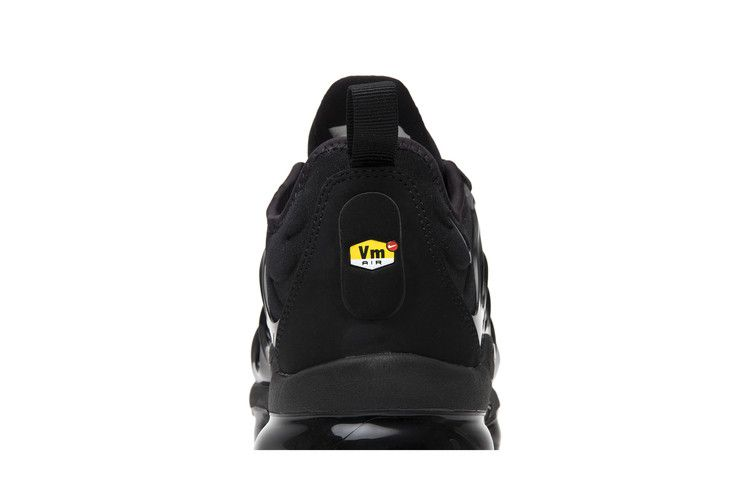 Nike Vapormax Plus Triple Black — Vista 8