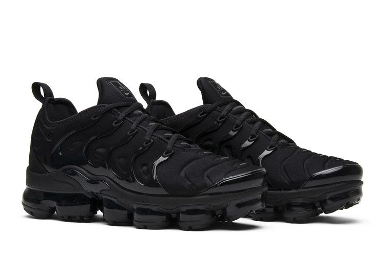 Nike Vapormax Plus Triple Black — Vista 9