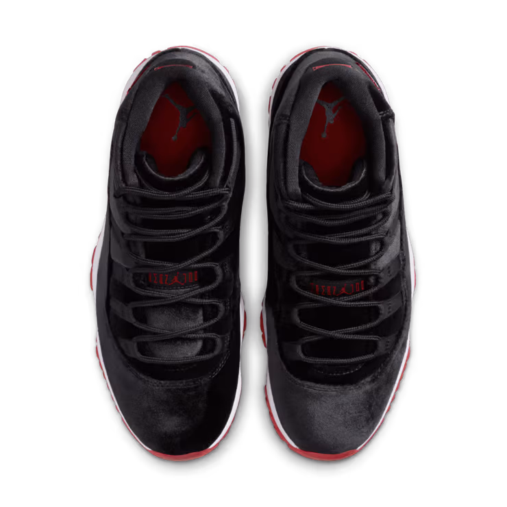 Wmns Jordan 11 'Bred Velvet' — Vista 3
