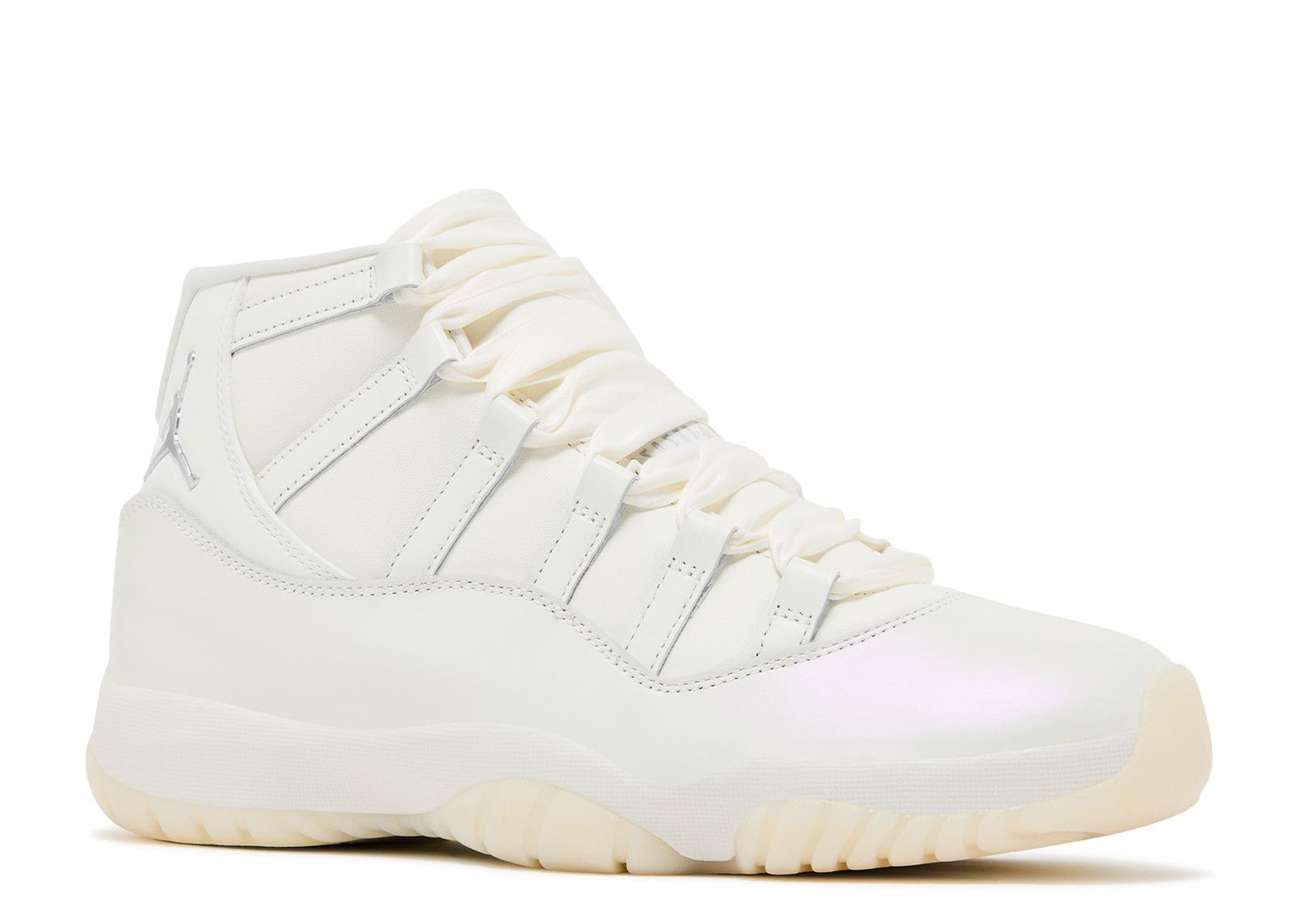 Wmns Jordan 11 'Pearl Grand Finale' — Vista 2